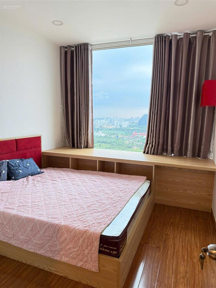 Bán căn hộ cao cấp la casa quận 7  105m² tầng cao, full nội thất đẹp  giá 5.65 tỷ