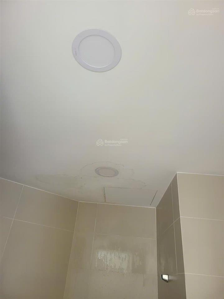 Cho thuê căn hộ tulip tower 74m² 2pn 2wc  nội thất cơ bản (rèm, máy lạnh)  giá 8 triệu/tháng