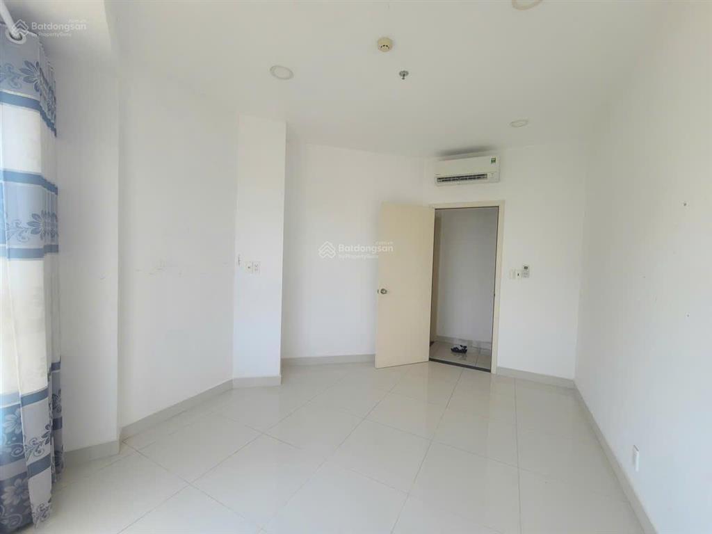 Cho thuê căn hộ tulip tower 74m² 2pn 2wc  nội thất cơ bản (rèm, máy lạnh)  giá 8 triệu/tháng
