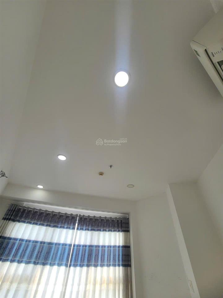 Cho thuê căn hộ tulip tower 74m² 2pn 2wc  nội thất cơ bản (rèm, máy lạnh)  giá 8 triệu/tháng