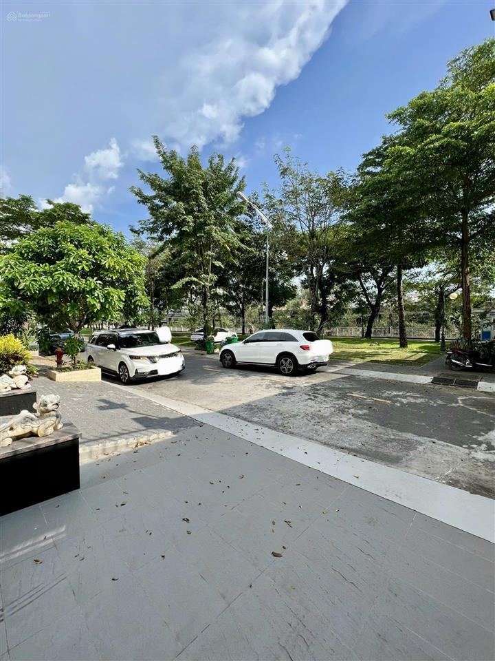 Chính chủ cần bán biệt thự đẳng cấp cityland riverside quận 7 có hầm, đầy đủ nội thất