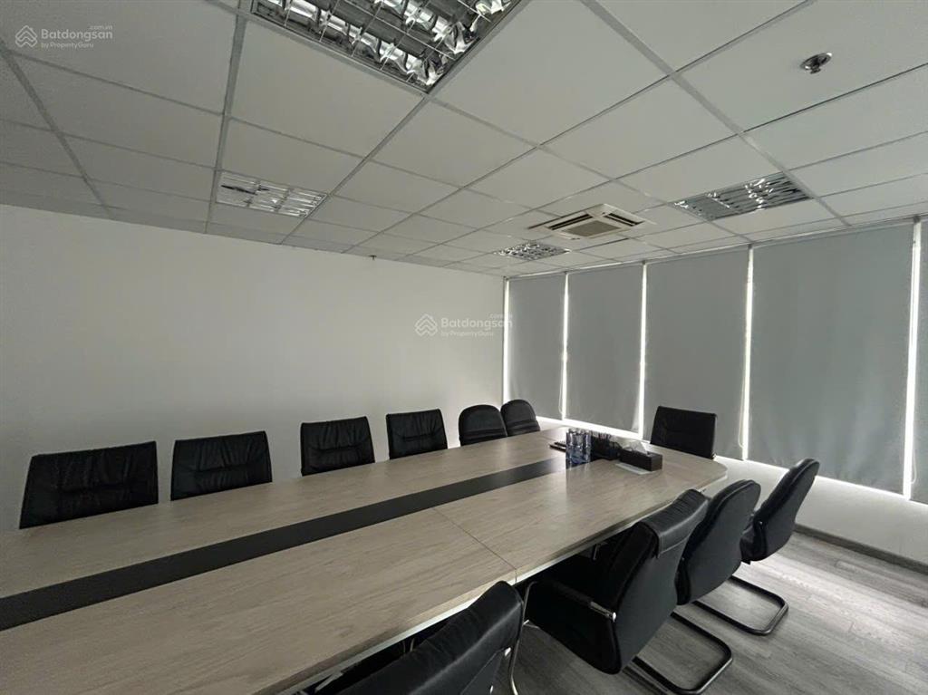 Cho thuê sàn thương mại / văn phòng lớn 380m (60 triệu/tháng)