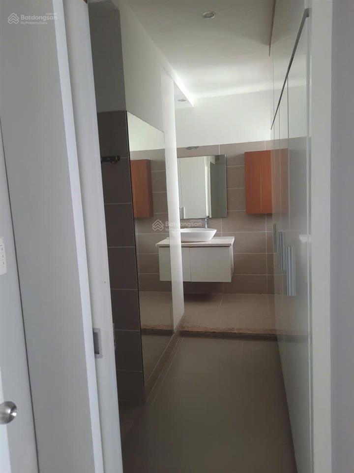 Bán căn hộ la casa đào trí quận 7 tầng cao, 105m² 2pn rộng thoáng, giá tốt 5.6 tỷ