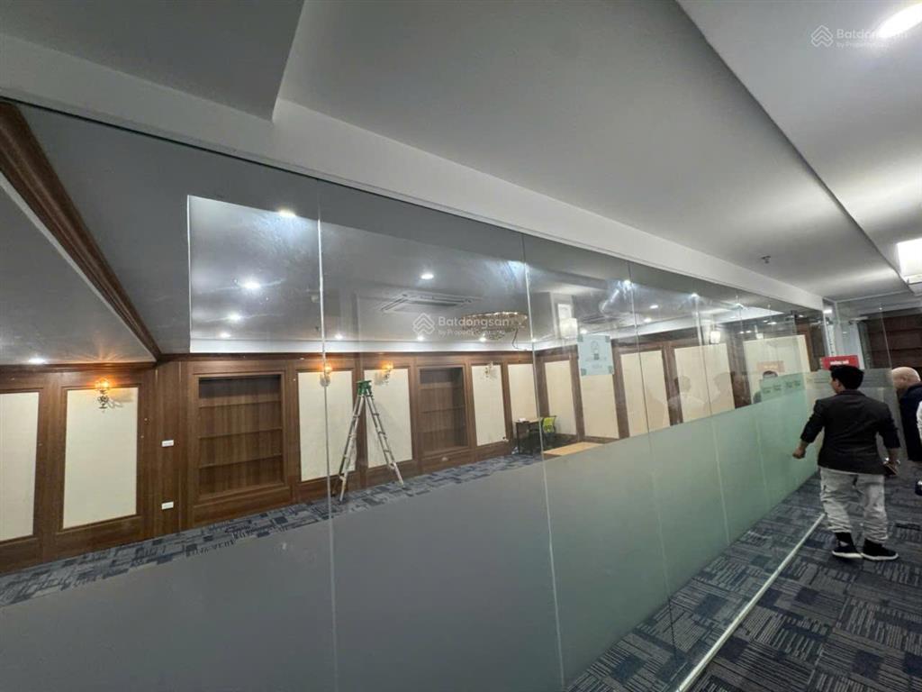 Tôi là chủ nhà cho thuê nhà trần thái tông  duy tân 189m2 x 7 tầng 01 hầm pccc đầy đủ