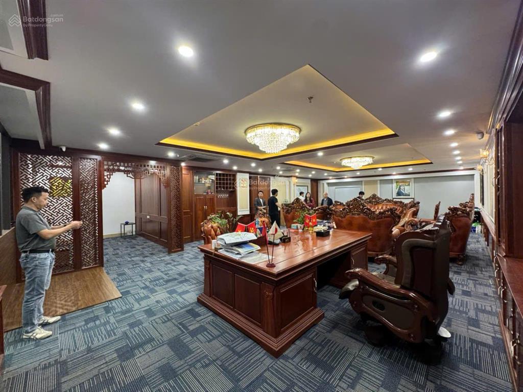 Tôi là chủ nhà cho thuê nhà trần thái tông  duy tân 189m2 x 7 tầng 01 hầm pccc đầy đủ