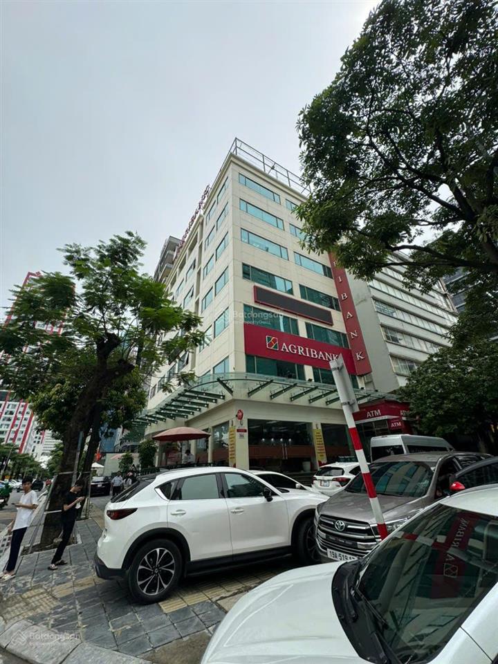 Cho thuê văn phòng mặt phố duy tân 280m²  tòa nhà có ngân hàng  nhận diện thương hiệu tốt
