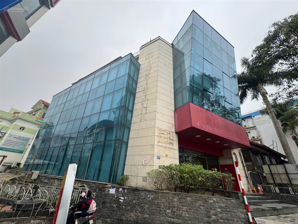 Phú minh group cho thuê tòa nhà lô góc mặt phố 447 lạc long quân view hồ tây