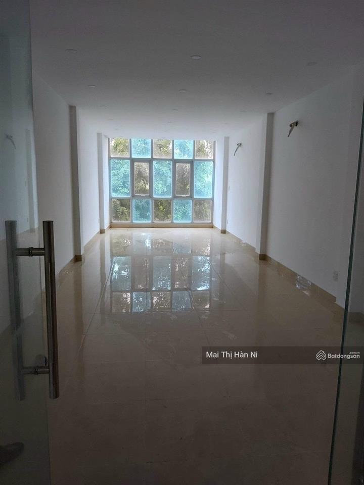 Bán nhà mt nguyễn hoàng,gần metro, 80m2, hầm 3 lầu, sàn suốt giá 28 tỷ 0917 159 ***