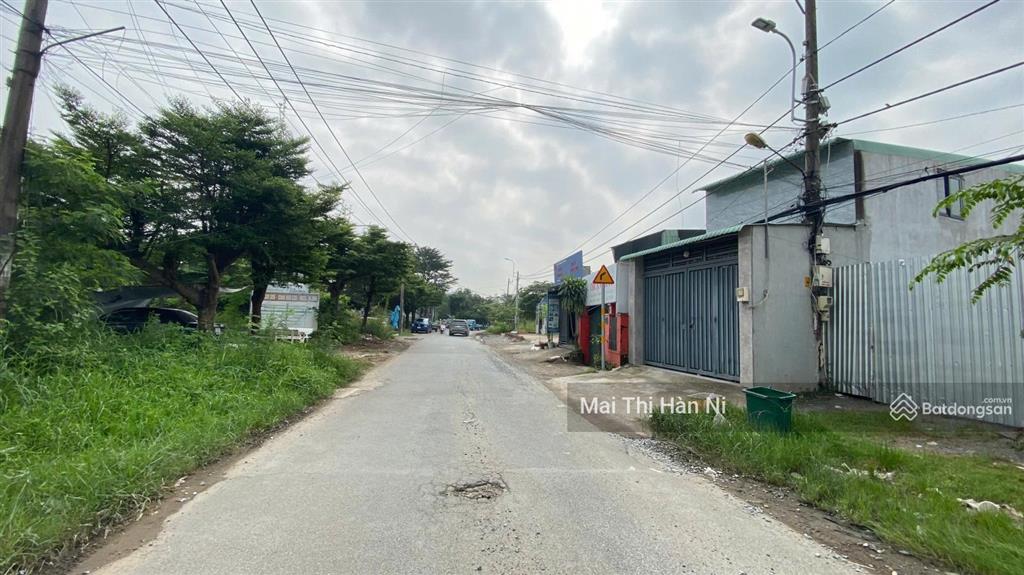 Bán đất mặt tiền đường bưng ông thoàn, phú hữu, 676m2 full thổ, giá 34 tỷ sổ hồng 0917 159 ***