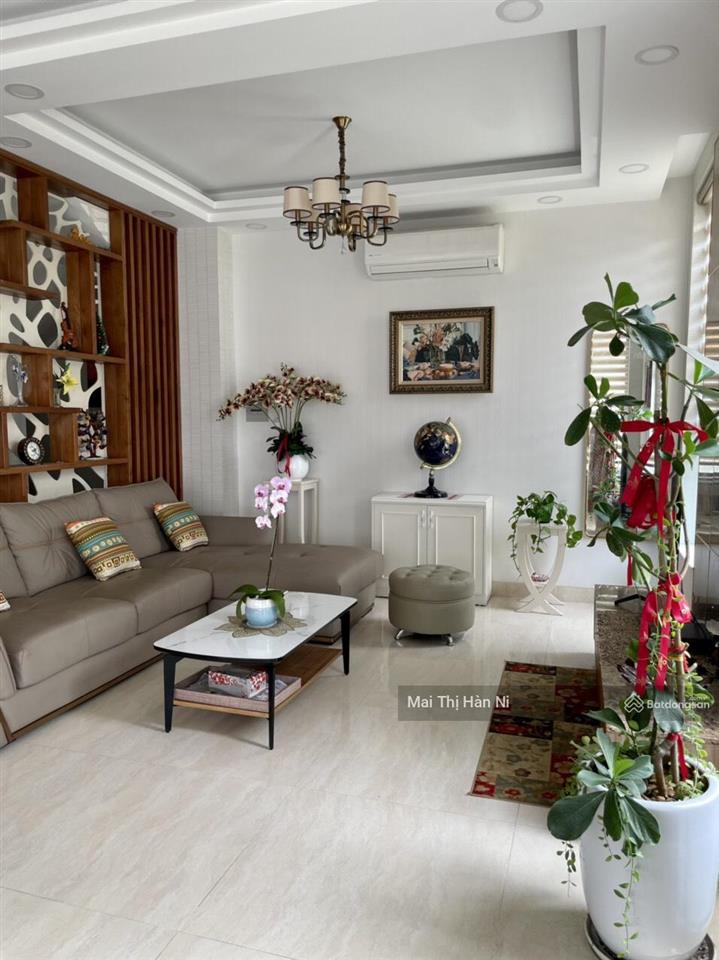 Bán biệt thự trần não, dtsd 309m2, 5pn, gara, full nội thất, có hđ thuê 60tr/tháng 0917 159 ***