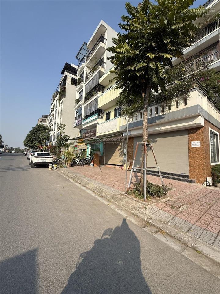 Bán nhà 3 tầng khu, 2 thoáng tđc ngọc thuỵ, đường 12m, vỉa hè, kinh doanh, văn phòng. 0962 015 ***
