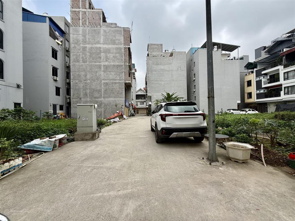 Bán gấp mảnh đất tái định cư, 30m2, 2 thoáng gần hồ điều hòa ngọc thụy, sđcc, 0962 015 ***