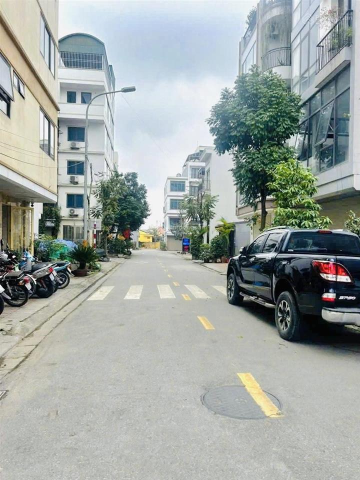 Bán gấp mảnh đất tái định cư, 30m2, 2 thoáng gần hồ điều hòa ngọc thụy, sđcc, 0962 015 ***