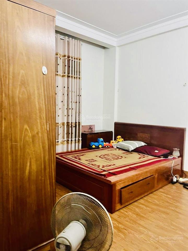 Ngọc thụy giá hợp lý 7,2 tỷ  nhà 32m*5 tầng  ô tô qua cổng  nội thất cơ bản  sđcc. 0962 015 ***