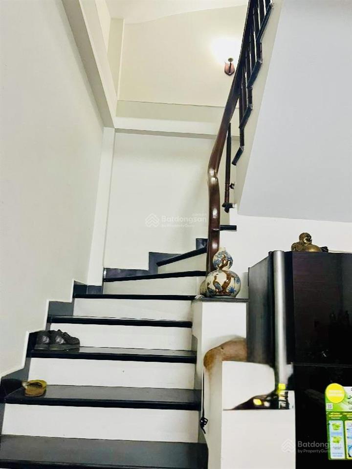 Ngọc thụy giá hợp lý 7,2 tỷ  nhà 32m*5 tầng  ô tô qua cổng  nội thất cơ bản  sđcc. 0962 015 ***