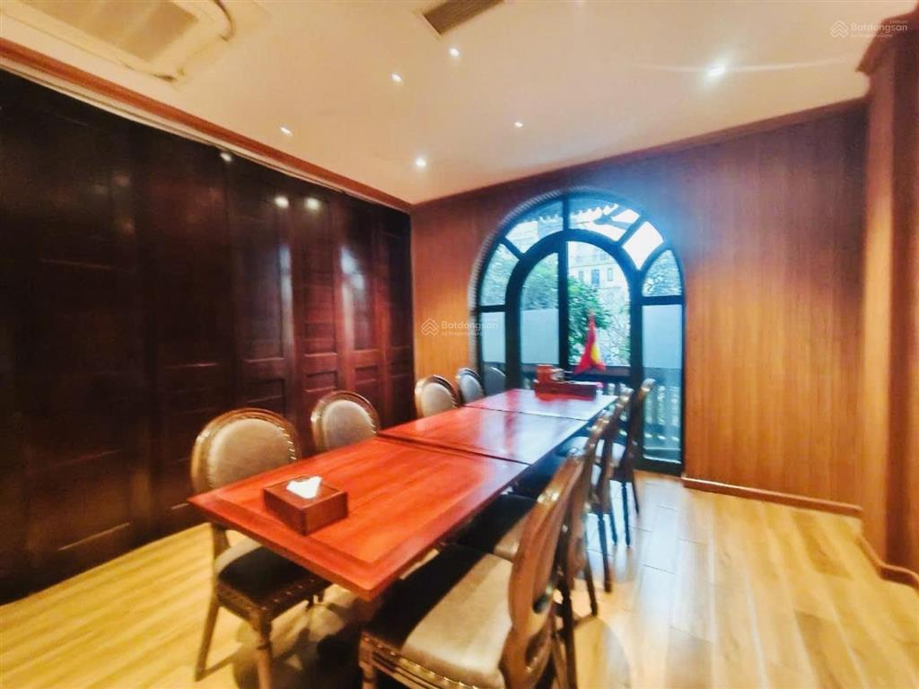 Bán gấp nhà lô góc liền kề đường hồng tiến  kinh doanh  văn phòng  phòng khám  0962 015 ***