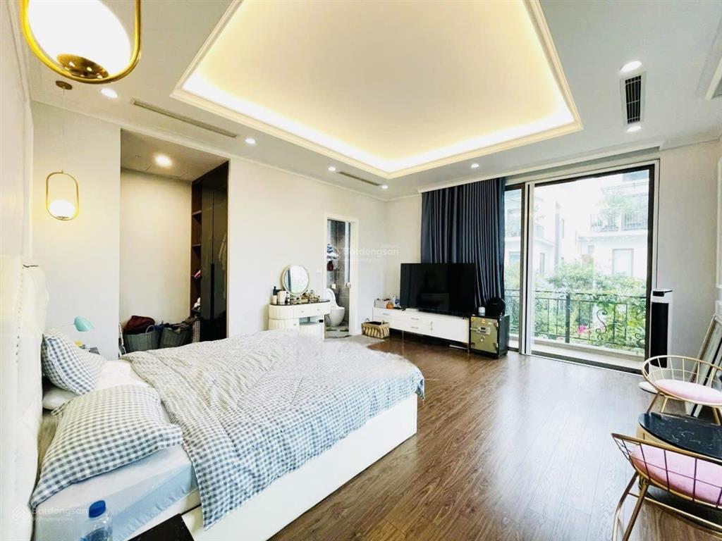 Bán gấp biệt thự lô góc 270m khu khai sơn hill ngọc thuỵ, bồ đề, full nội thất. 0962 015 ***