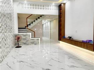 Bán nhà đường lạc long quân, quận 11 giá chỉ 9.1 tỷ 3 lầu đúc kiên cố