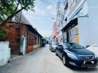 Khu cao không ngập cạnh chợ thủ đức, nhà 3 tầng kiên cố 56m2 ngang 4.3m, xe hơi tránh chỉ 6.5 tỷ tl