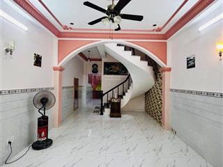 Một trục tô ngọc vân cạnh chợ tam hà gần bệnh viện tp thủ đức, 70m2 3 tầng hoàn công chỉ 5.2 tỷ tl