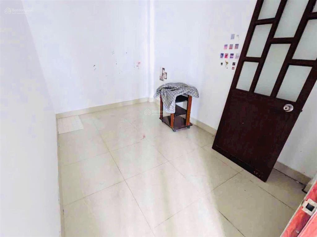 Chỉ 3.65 tỷ tl sở hữu nhà trệt lầu kiên cố 5 * 10m, căn góc ít lg một trục ql1k 40m ra mặt tiền