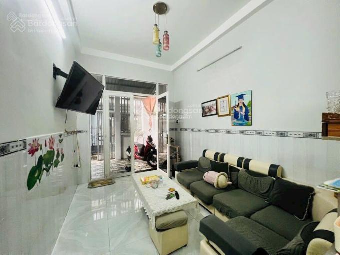 Nhà 3 tầng 50m2 ngang 4m cạnh chợ thủ đức không ngập, căn góc cho thuê 9tr/ tháng chỉ 4.6 tỷ tl