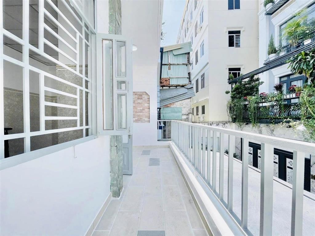 Cạnh tuyến metro đại học spkt lê văn chí, 70m2 trệt lầu kiên cố cho thuê 8tr/ tháng chỉ 5 tỷ tl