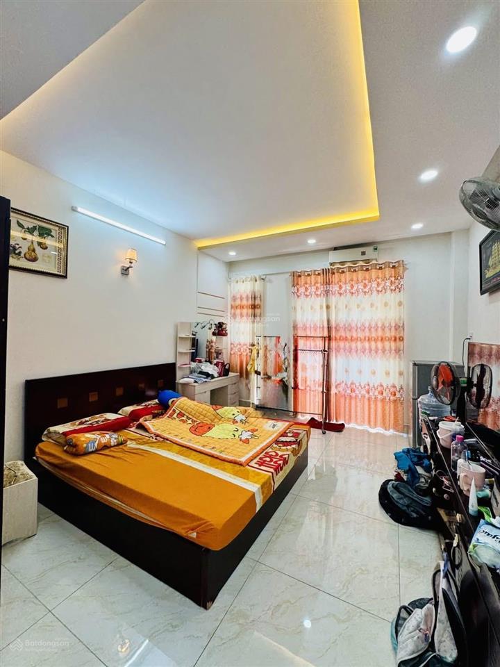 Cạnh vành đai 2 tương lai rạng ngời 54m2 3 tầng cho thuê 10tr/tháng tặng nội thất chỉ 5.6 tỷ tl