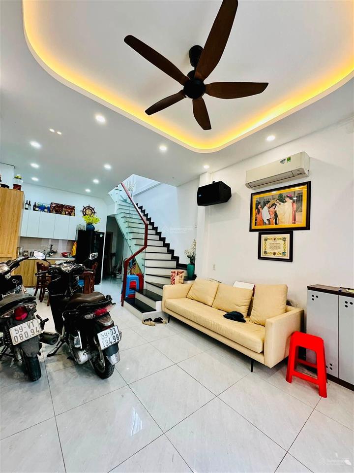 Cạnh vành đai 2 phạm văn đồng tương lai rạng ngời, 60m2 trệt lầu cho thuê 8tr/tháng chỉ 4,95 tỷ tl