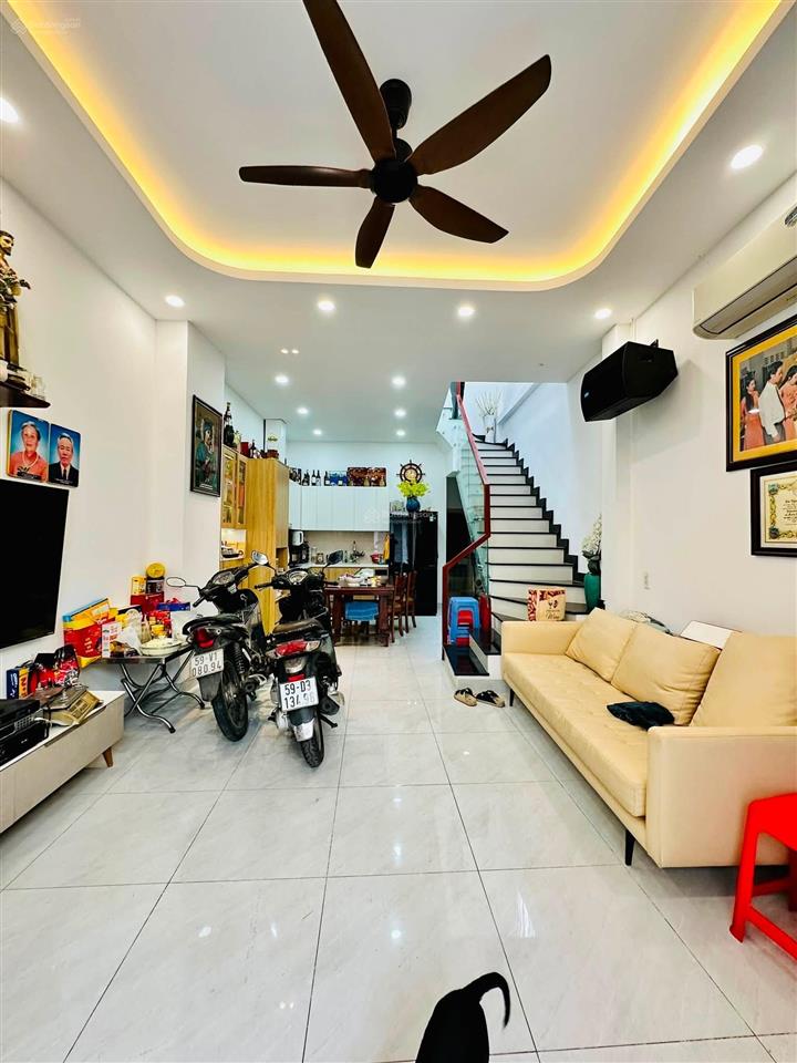 Cạnh vành đai 2 phạm văn đồng tương lai rạng ngời, 60m2 trệt lầu cho thuê 8tr/tháng chỉ 4,95 tỷ tl