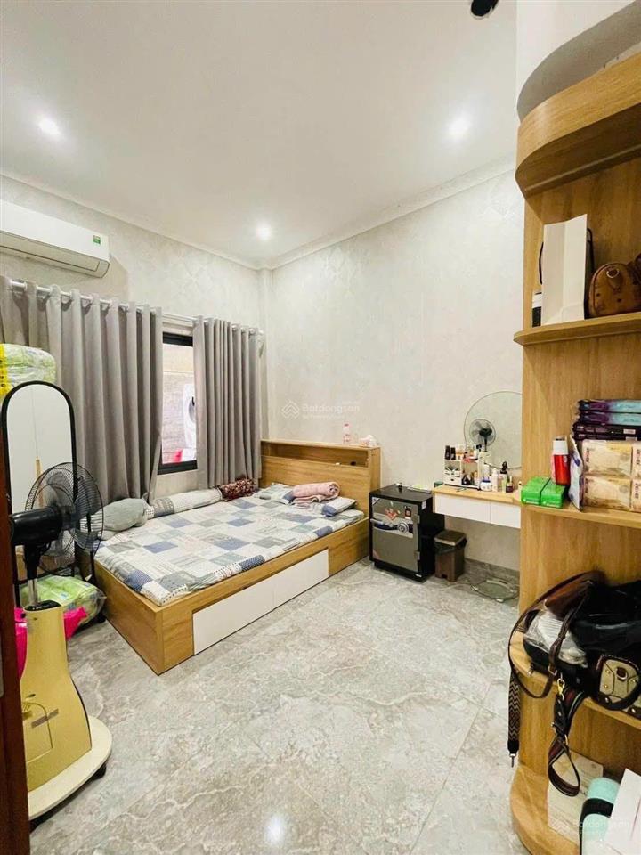 Nhà trệt lầu kiên cố dành cho vợ chồng trẻ, 62.5m2 gần phạm văn đồng hxh tới cửa chỉ 4.75 tỷ tl