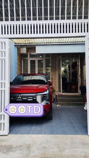 Nhà 3 tầng kiên cố 66m2 ngang 4,7m sổ vuông hoàn công, xe hơi ngủ trong nhà gần mặt tiền vành đai 2