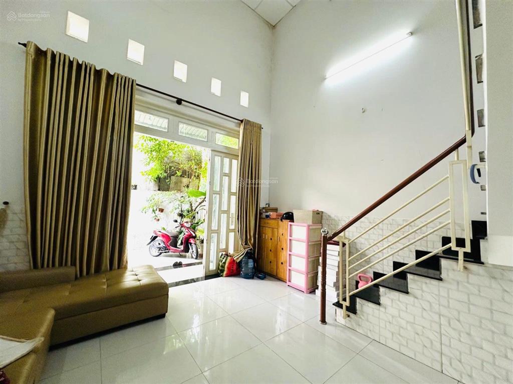 Nhà 2 tầng hoàn công không lộ giới 68m2 tô ngọc vân, cạnh chợ và giáo xứ tam hà đón đầu vành đai 2