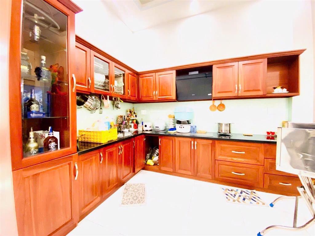 Mặt tiền kd đa nghề đường 12m có vỉa hè ô tô ngủ trong nhà, 104m2 3 tầng hoàn công cho thuê 17tr/th