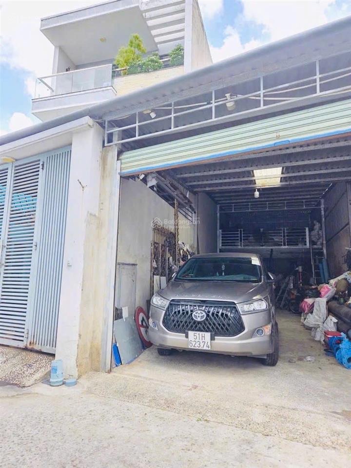 Đất mặt tiền đường xe hơi thông hai đầu phạm văn đồng, 77m2 ngang 4.62m xd cao tầng chỉ 3.55 tỷ tl
