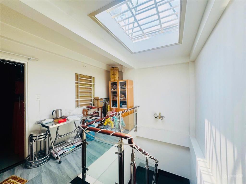 Chỉ 70m ra mt vành đai 2 khu dân trí, ô tô tránh tặng nội thất 62m2 ngang 4.4m 4 tầng chỉ 6,5 tỷ tl