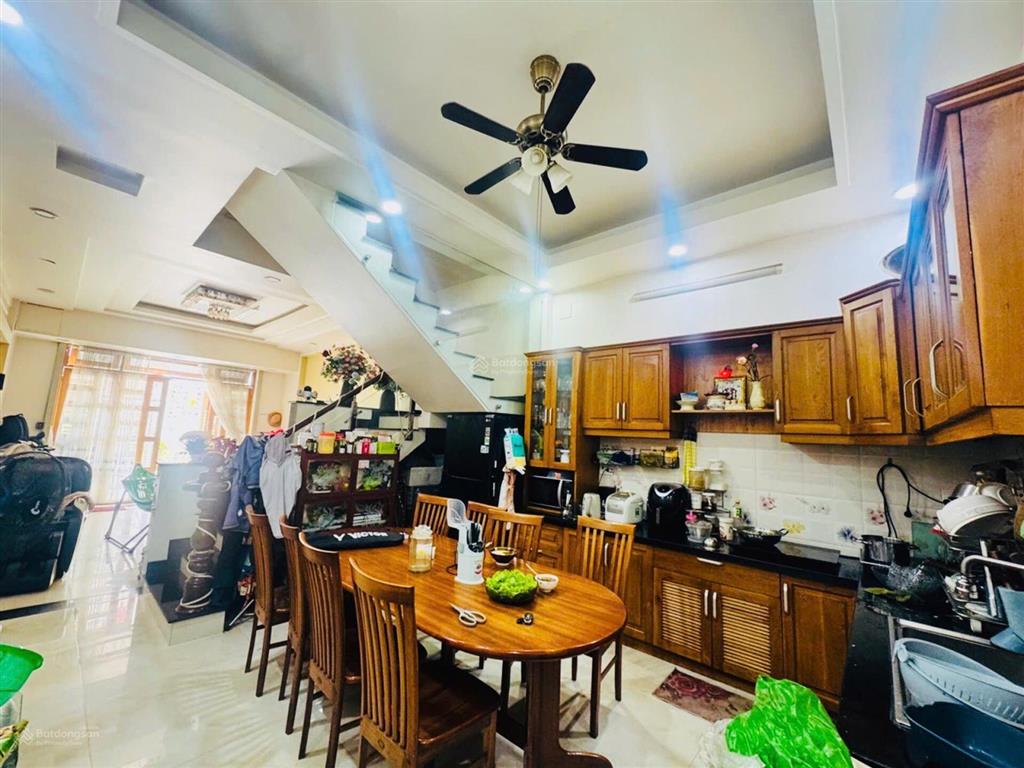 Chỉ 70m ra mt vành đai 2 khu dân trí, ô tô tránh tặng nội thất 62m2 ngang 4.4m 4 tầng chỉ 6,5 tỷ tl