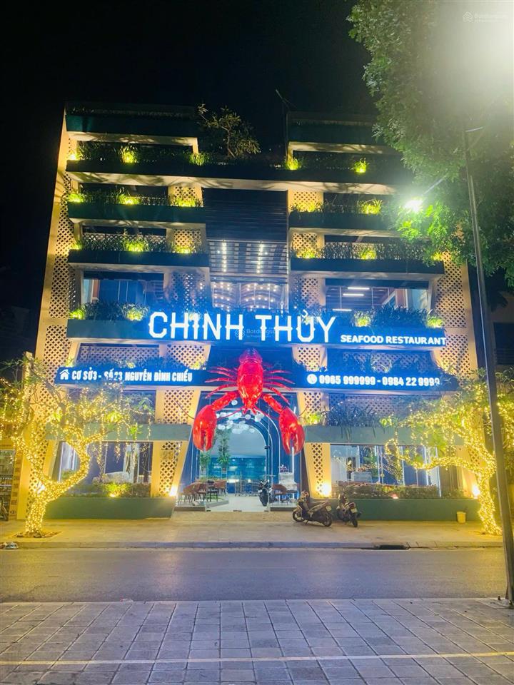 Cho thuê nhà mặt phố nguyễn du = 230m² x 2 tầng, mặt tiền 20m  vị trí đẹp, mặt tiền cực rộng