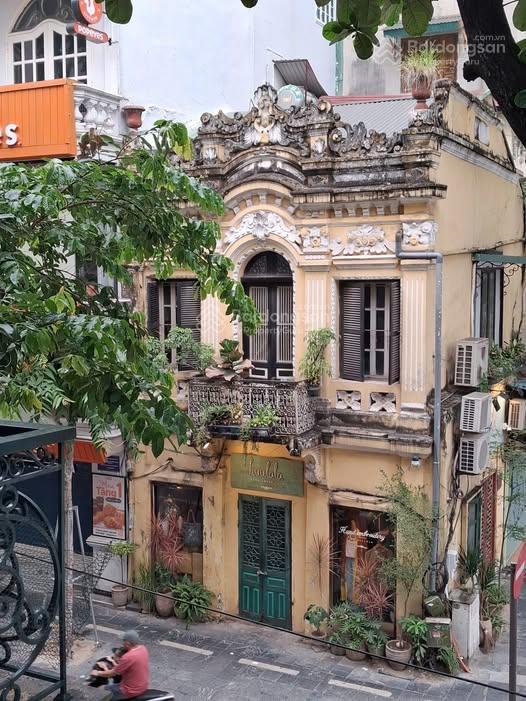 Cho thuê nhà mặt phố nguyễn hữu huân  diện tích 73m² x 3 tầng, mặt tiền 5.4m  vị trí đẹp phố cổ