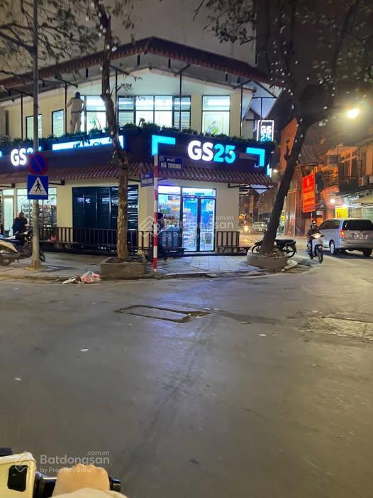 Cho thuê nhà mặt phố lương văn can  55m² x 7 tầng, mt 3.7m nhà cao tầng, vị trí đẹp phố cổ gần hồ
