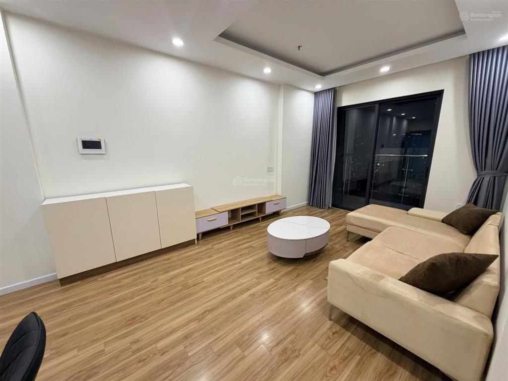 Cho thuê căn góc 3pn chung cư trinity tower dt 94m2 nhà full đồ chỉ 18tr/tháng