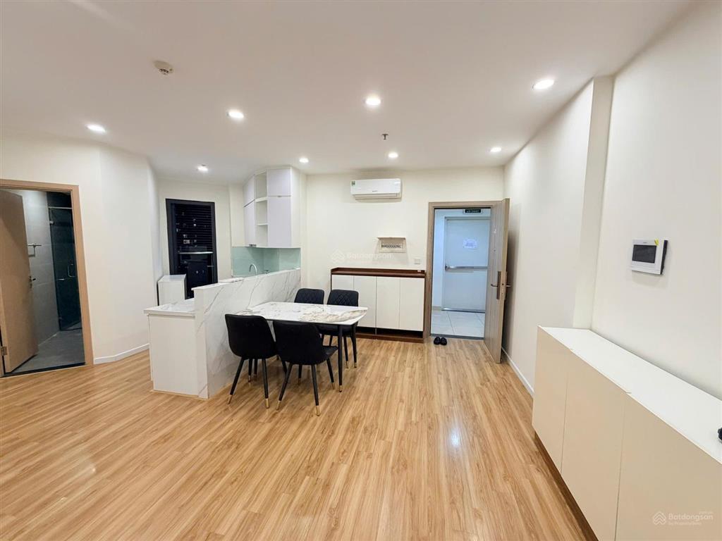 Cho thuê căn góc 3pn chung cư trinity tower dt 94m2 nhà full đồ chỉ 18tr/tháng