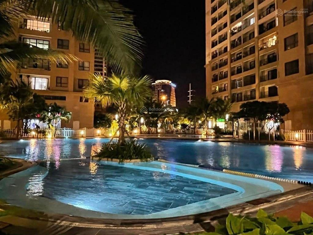 Bán căn góc 3pn d'capitale ban công đông nam view trực diện hồ tầng trung đẹp giá 11,5 tỷ