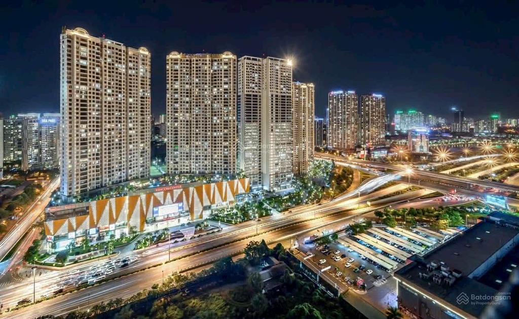 Bán căn góc 3pn d'capitale ban công đông nam view trực diện hồ tầng trung đẹp giá 11,5 tỷ