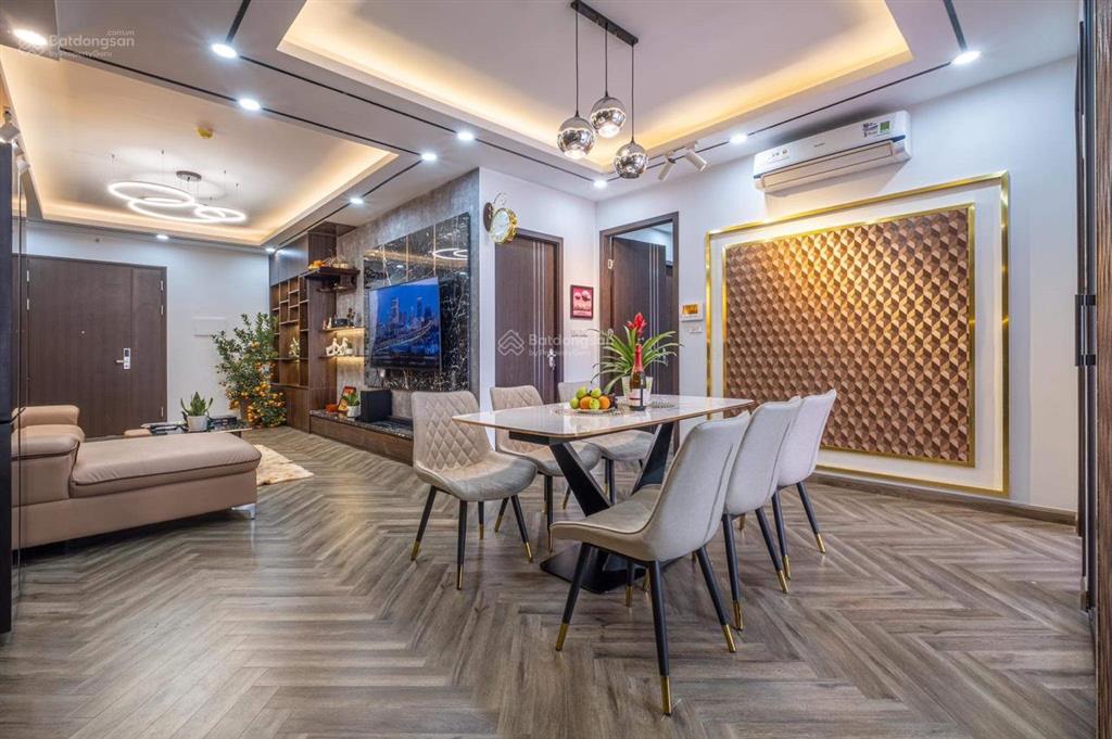 Cắt lỗ 1 tỷ bán nhanh nhà mới 6 tầng thang máy đầy đủ đồ ô tô 5 tạ qua nhà tại định công