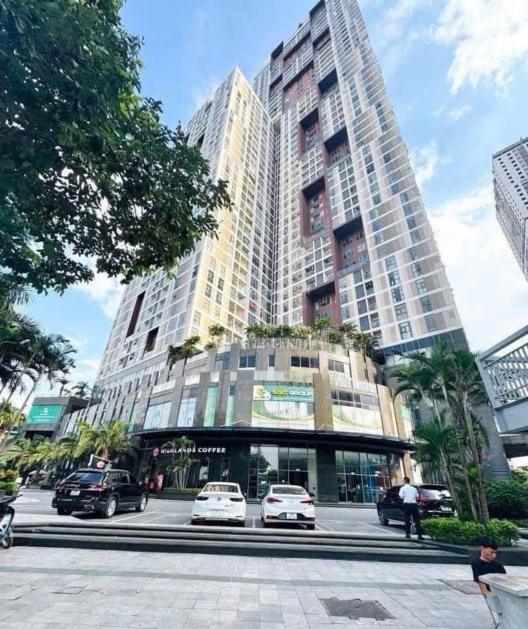 Bán gấp căn 3 ngủ 105m view hồ giá 5,2 tỷ tại chung cư hpc landmark tố hữu, hà đông
