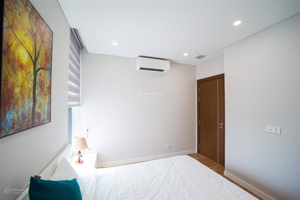 Bán gấp căn 2 ngủ dt 60m full đồ giá bán 4,5 tỷ có thương lượng tại pcc1 triều khúc