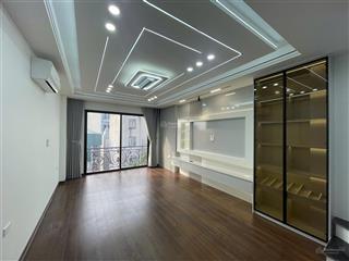 Bán nhà riêng tại định công hạ, dt 32m xây 6 tầng thang máy giá 8 tỷ  0917 805 ***