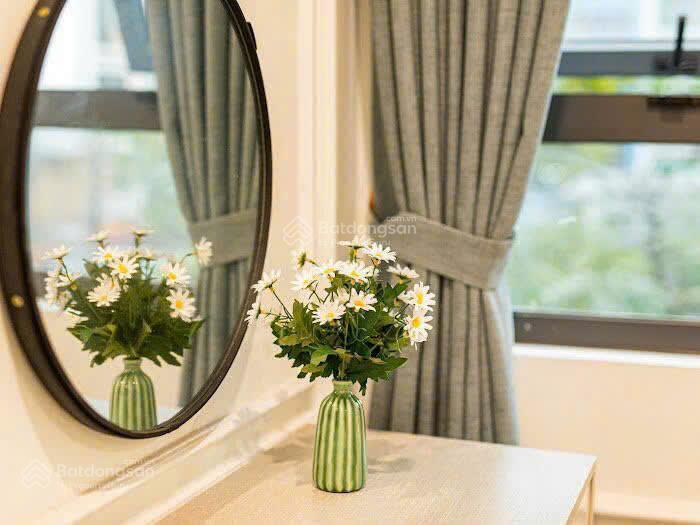 Bán gấp nhà mặt phố dt 61m xây 9 tầng giá 22 tỷ đang kinh doanh làm khách sạn tại triều khúc