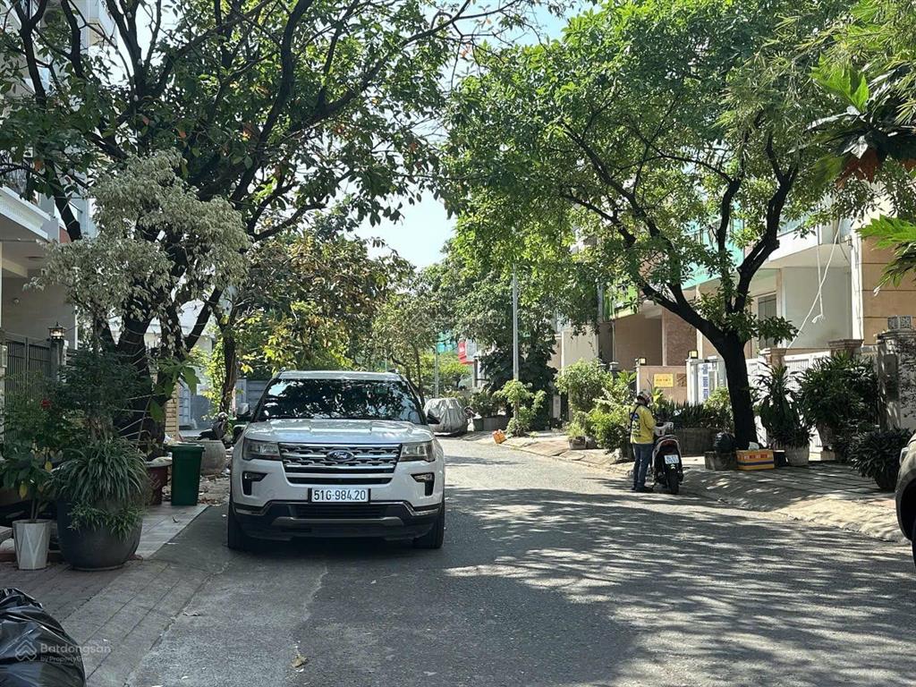 Bán chdv ngang 7m 5 tầng đường 10m lê đức thọ 105m2 17pn đi bộ đi chợ căn cứ chỉ 17.8 tỷ